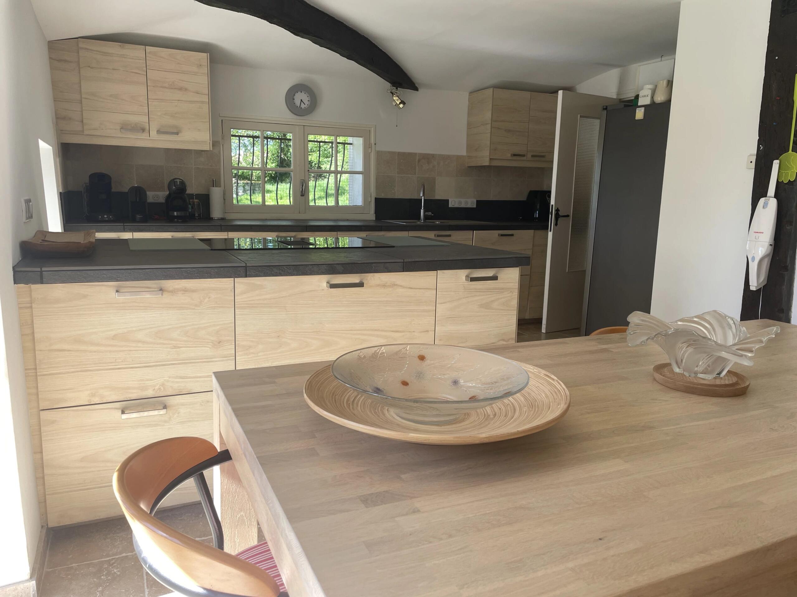 Beautiful Single-Level 3-bedroom Home with Panoramic Views, Aquitaine – France – BVI84553