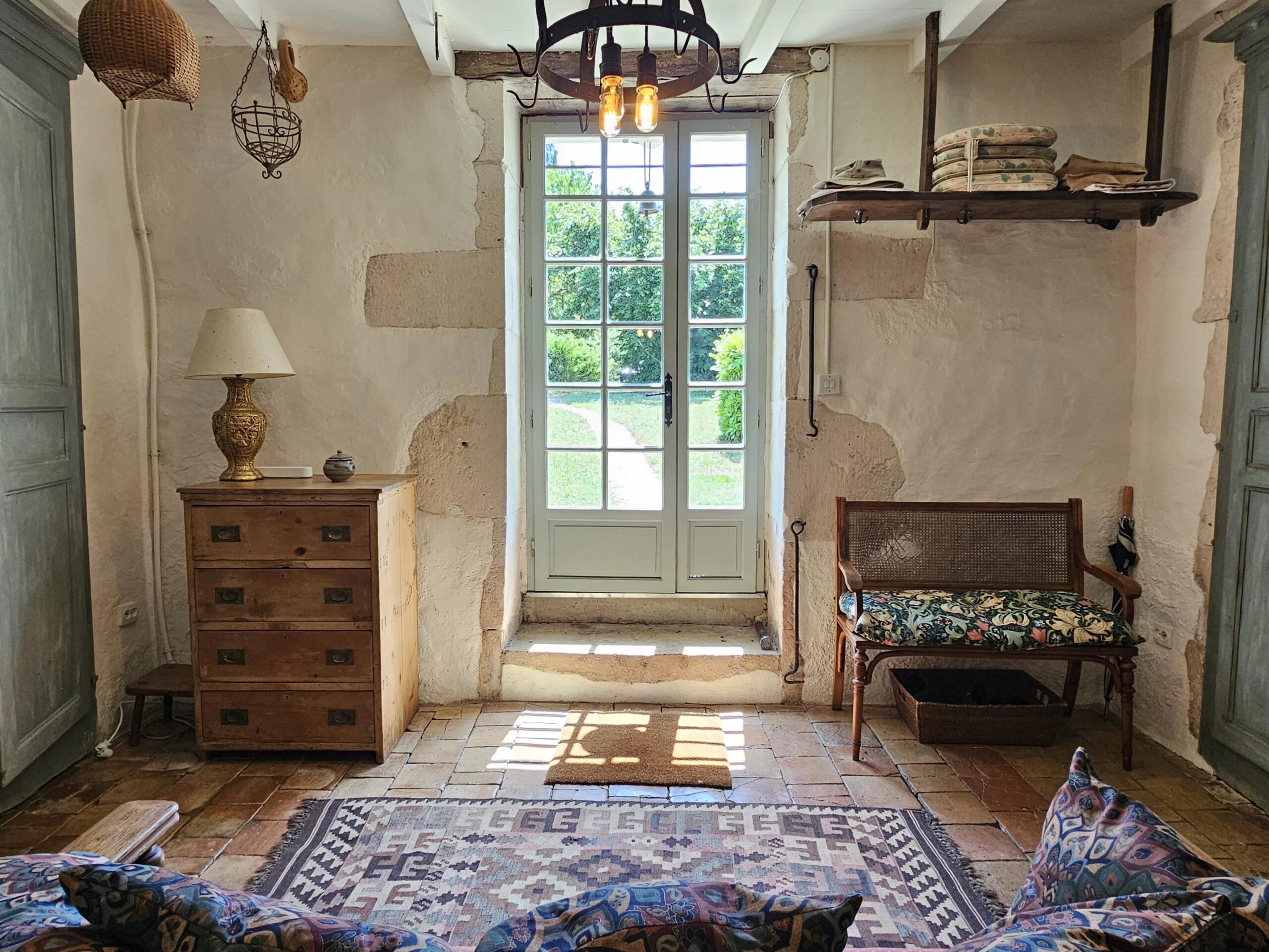 3 bedroom home full of charm and original character, Aquitaine – France – BVI85793