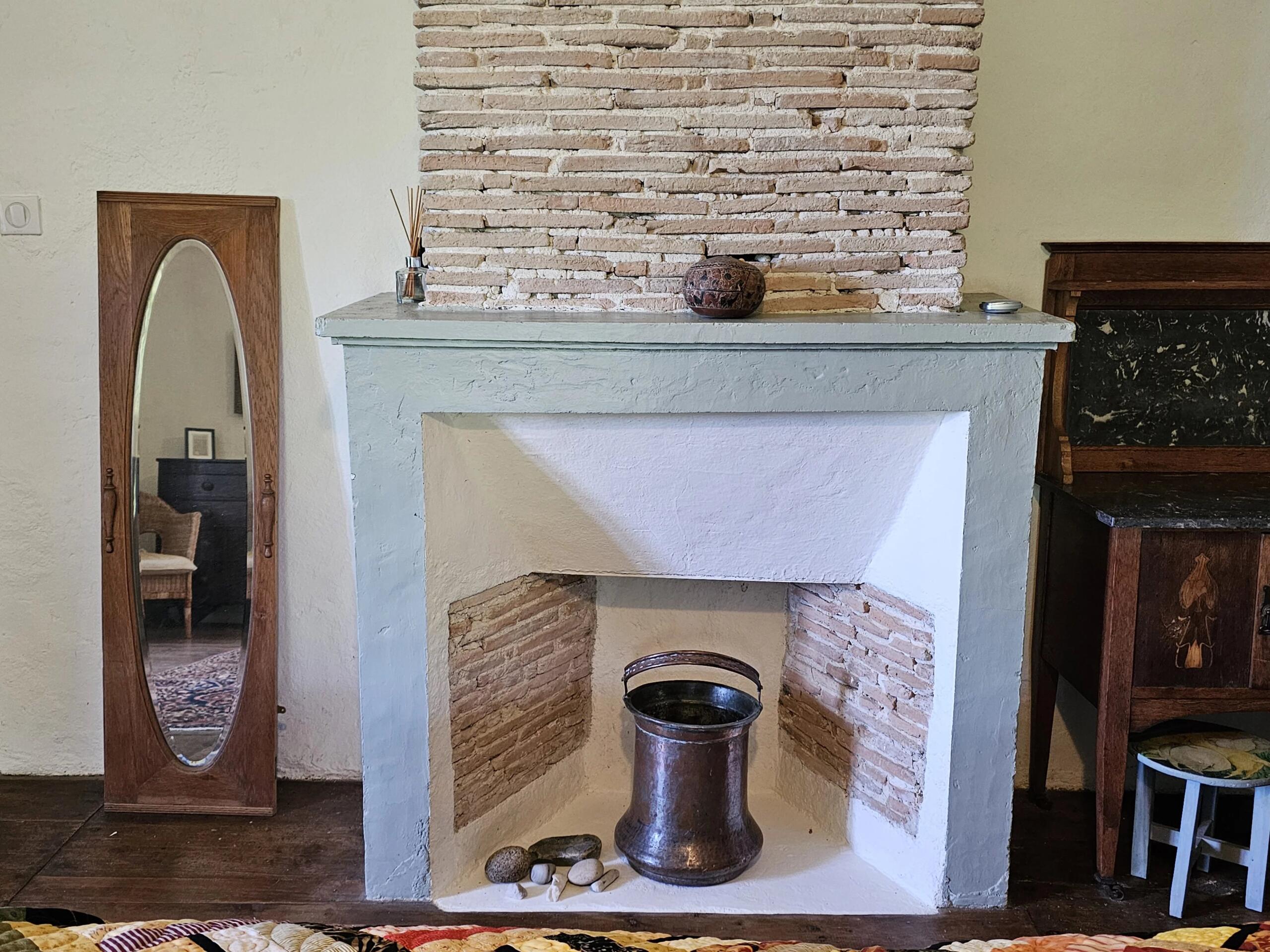 3 bedroom home full of charm and original character, Aquitaine – France – BVI85793
