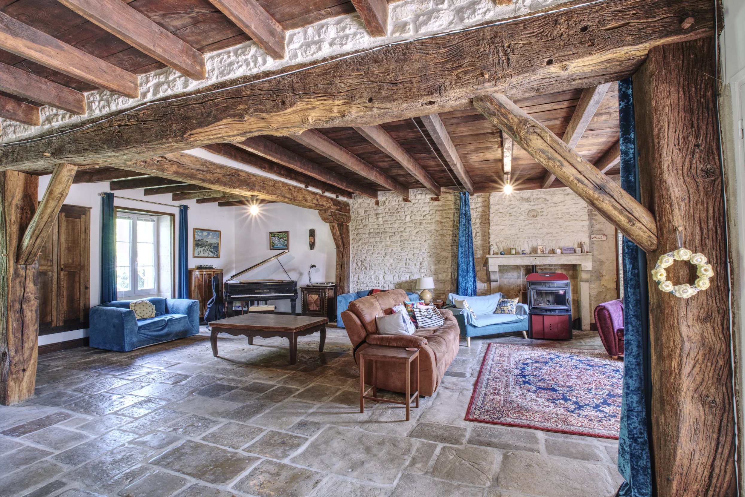 Spacious family home PLUS large 4/6 bedroom gîte in heart of sought-after village, Poitou-Charentes – France – BVI85726