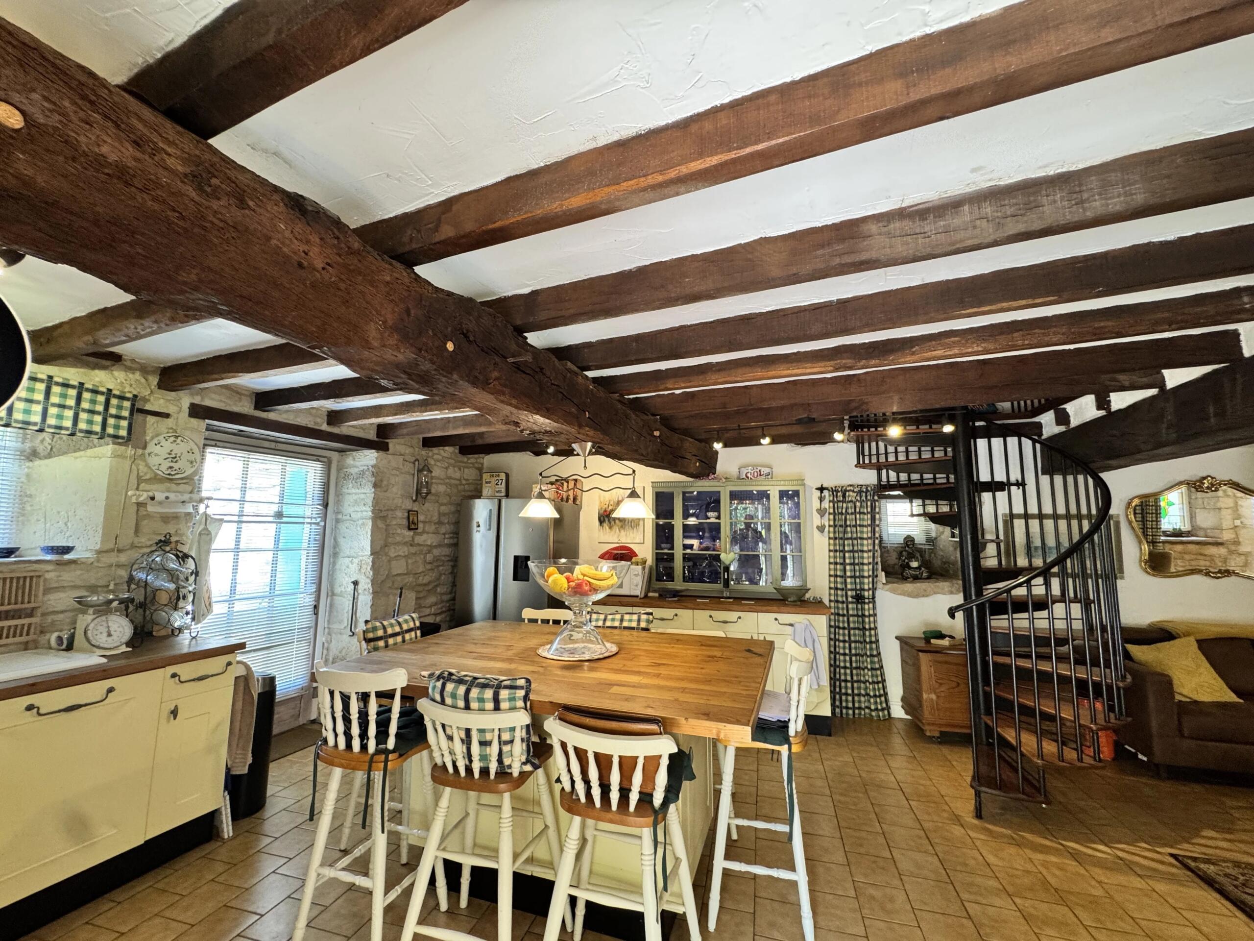 Charming Village House, Aquitaine – France – BVI85604