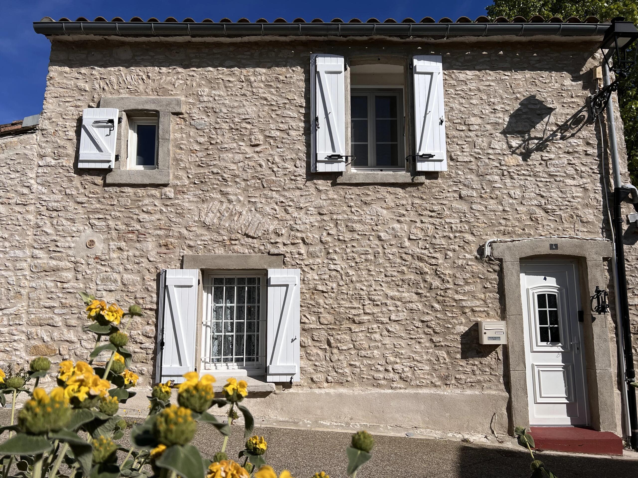 Charming Stone Village House with Courtyard and Excellent Potential, Languedoc-Roussillon – France – BVI85361