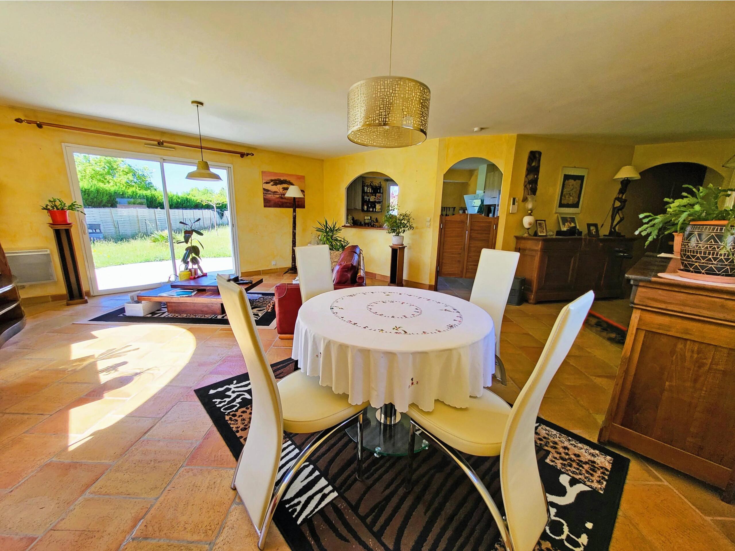Modern 3 bedroomed, energy-efficient house with large garden, close to Jarnac, Poitou-Charentes – France – BVI83585
