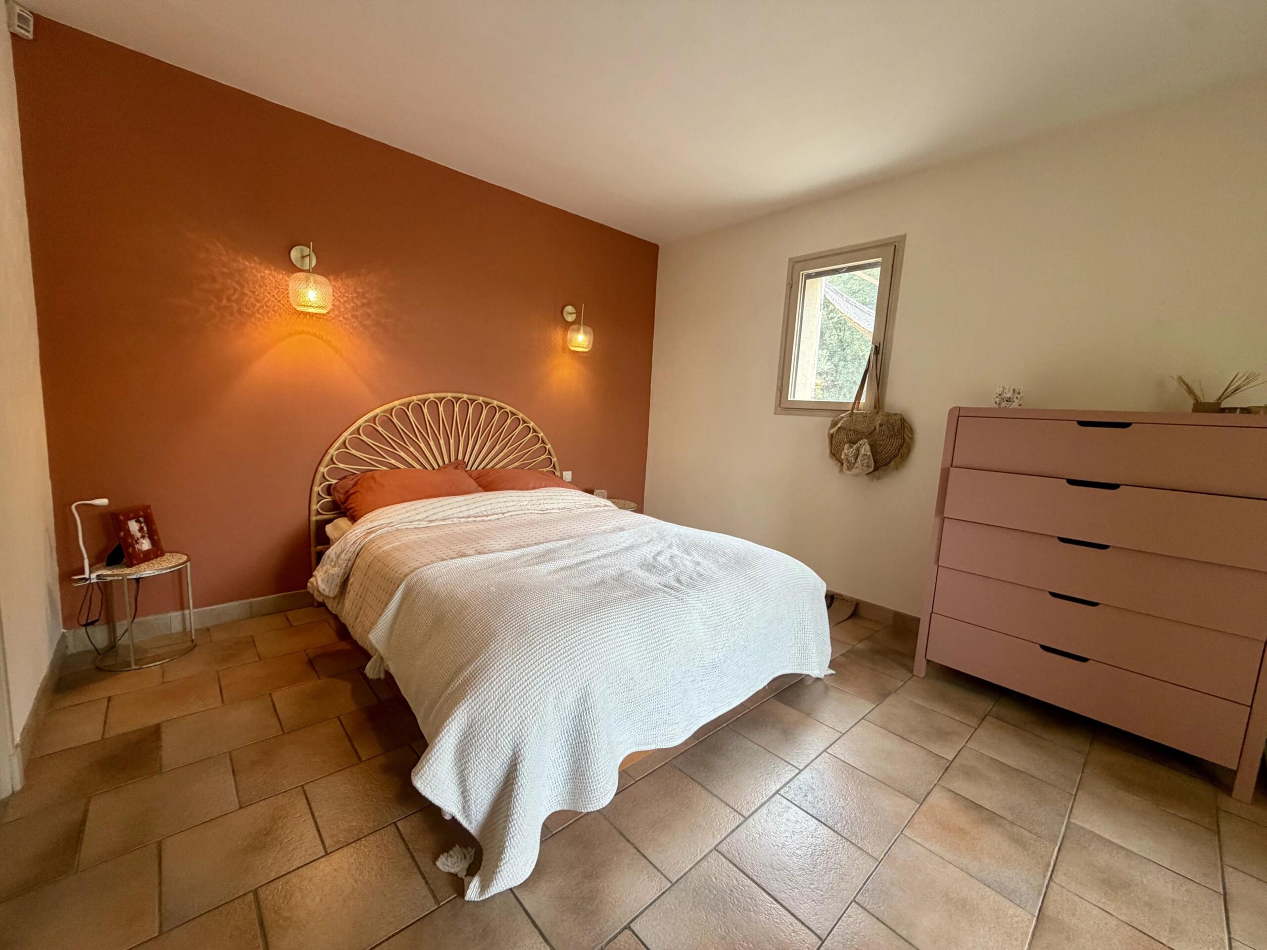 House with Pool and Olive Grove Views in Mérindol, Near Lourmarin, Provence-Alpes-Côte d’Azur – France – BVI85838
