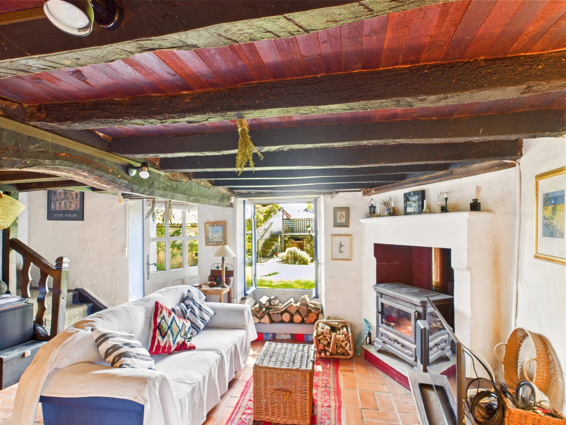 Pretty traditional house near to popular village, Aquitaine – France – BVI80391