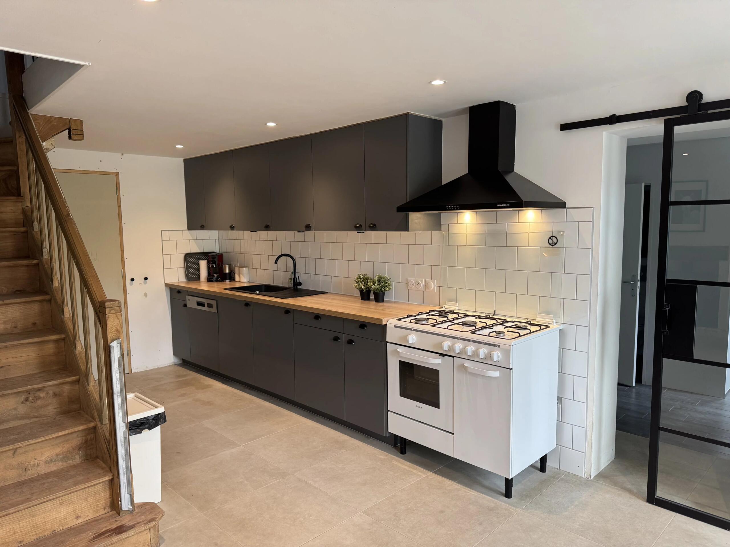 Large versatile home and annexe, Aquitaine – France – BVI85810