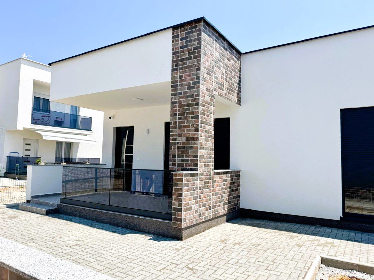 2 bedroom Houses in Ulcinj, Ulcinj Municipality, Montenegro – MREYU-06