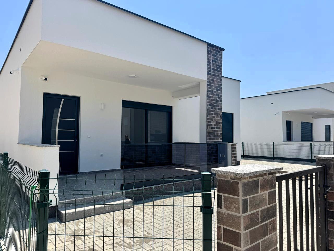 2 bedroom Houses in Ulcinj, Ulcinj Municipality, Montenegro – MREYU-06