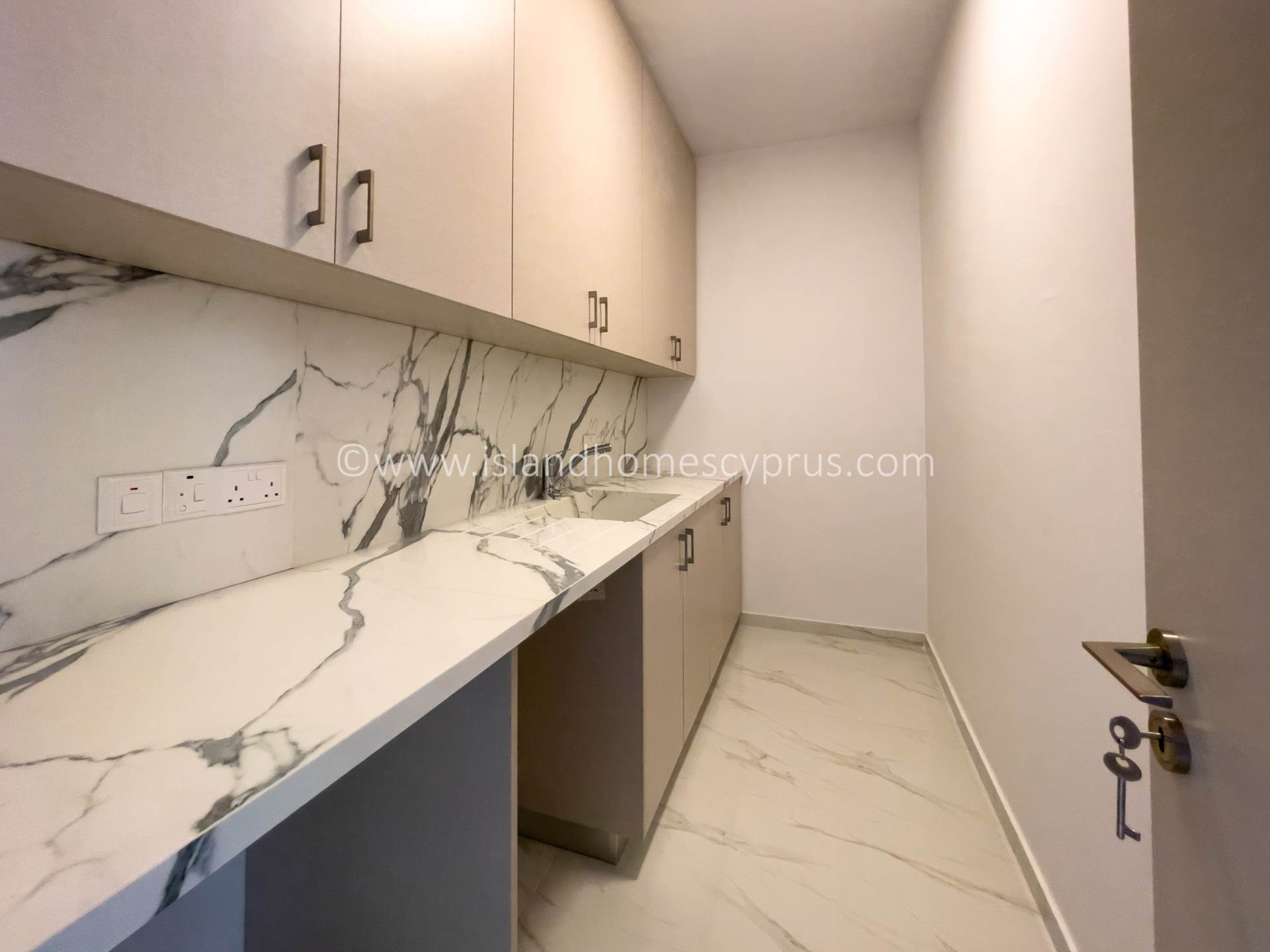 3 bedroom Apartment in Paralimni, Famagusta, Cyprus – PhE101as