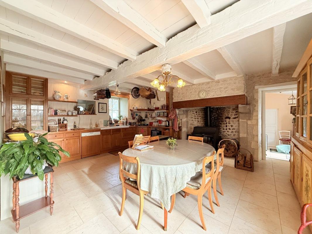 3 bedroom maison in Brossac, Charente, France