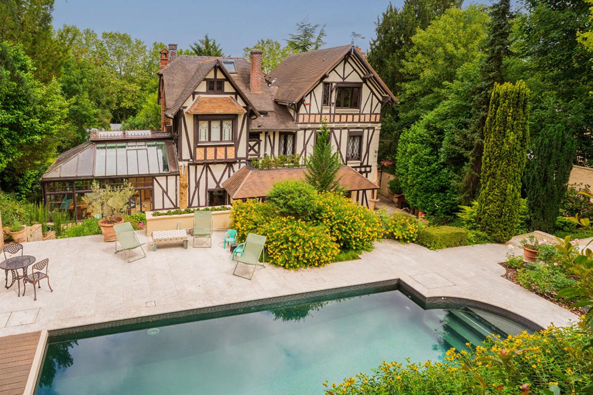 7 bedroom manoir in Saint Maur Des Fosses, Val-de-Marne, France