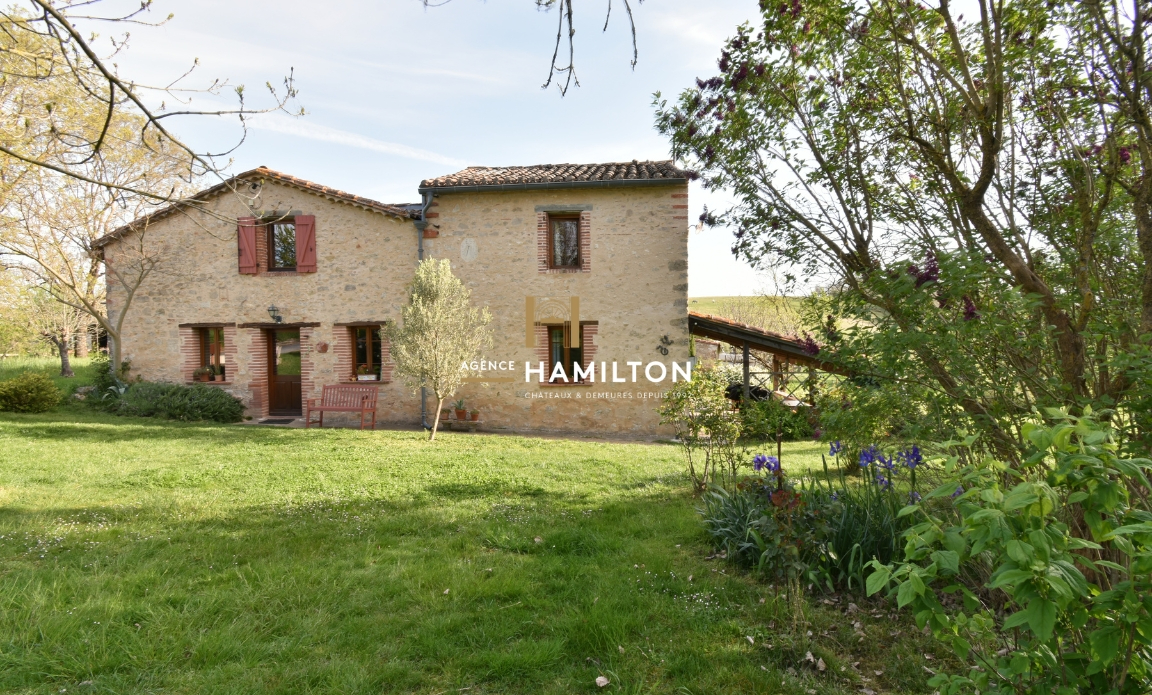 8 bedroom propriete in Lautrec, Tarn, France