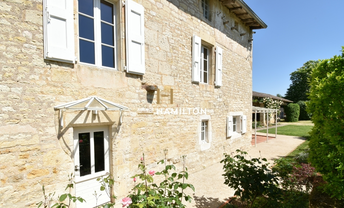 5 bedroom demeure in Cordes Sur Ciel, Tarn, France