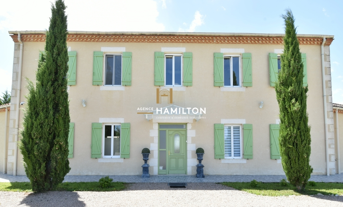 6 bedroom maison recente in Cordes Sur Ciel, Tarn, France