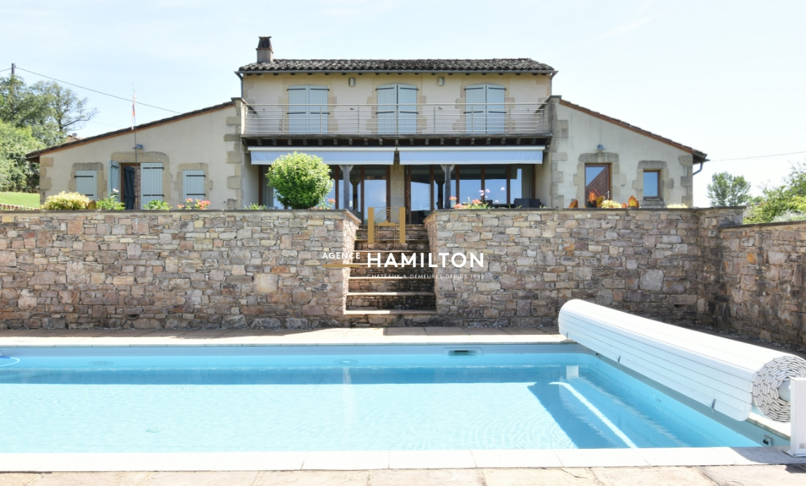5 bedroom villa in Cordes Sur Ciel, Tarn, France