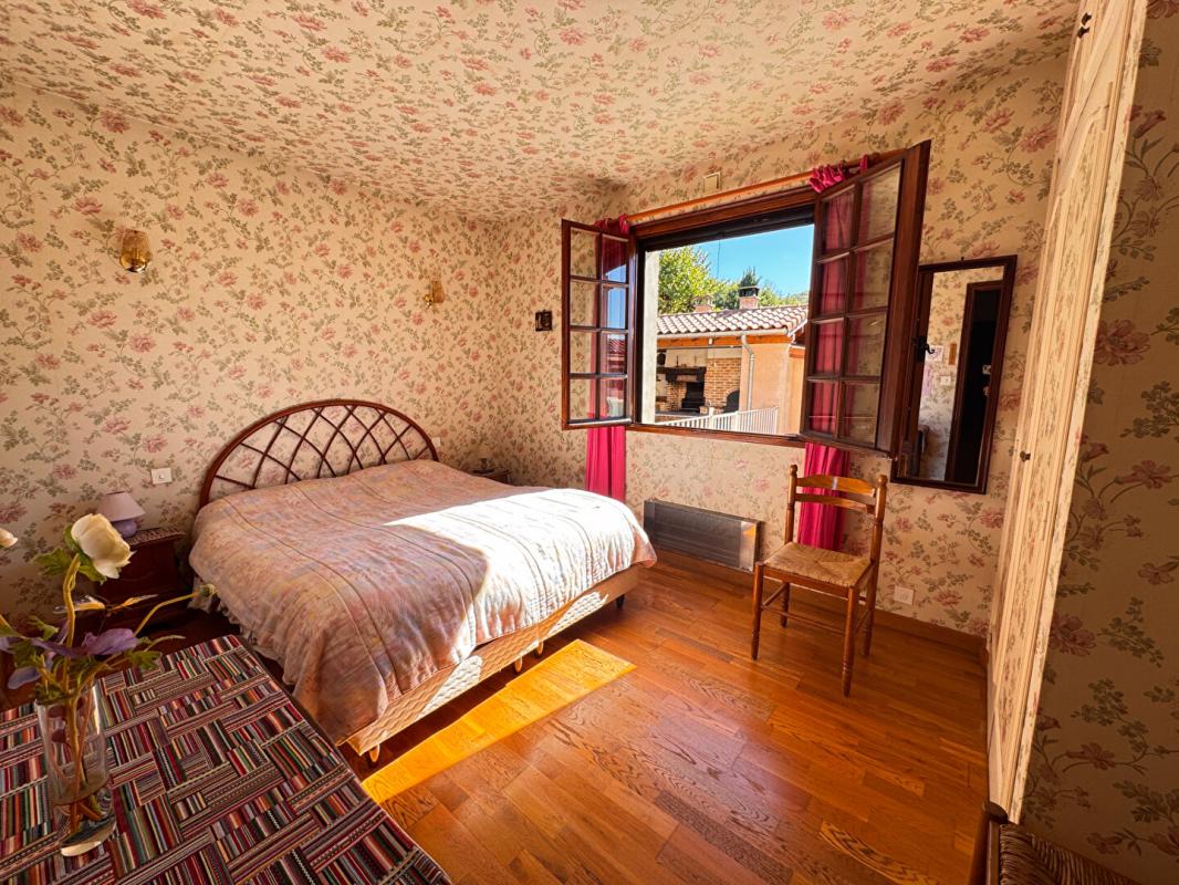 6 bedroom maison traditionnelle in Salvagnac Cajarc, Aveyron, France