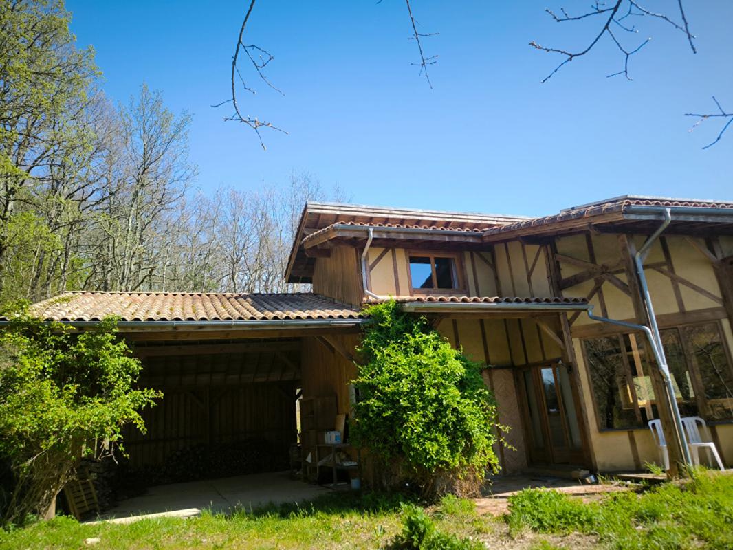 3 bedroom exploitation agricole in Mirepoix, Ariège, France