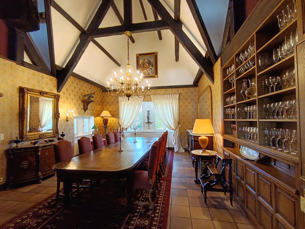 6 bedroom propriete in Landivisiau, Finistère, France