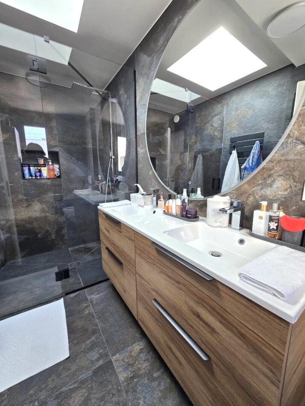 4 bedroom penthouse in Issy Les Moulineaux, Hauts-de-Seine, France