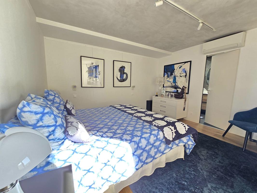 4 bedroom penthouse in Issy Les Moulineaux, Hauts-de-Seine, France