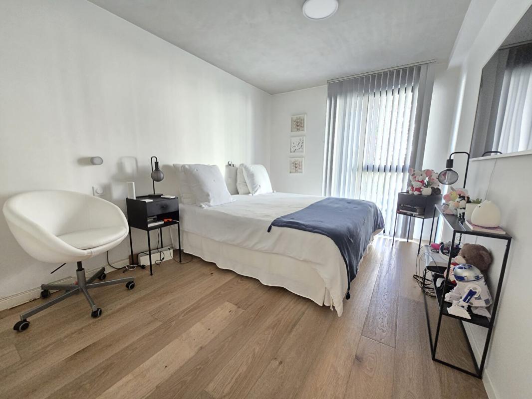 4 bedroom penthouse in Issy Les Moulineaux, Hauts-de-Seine, France
