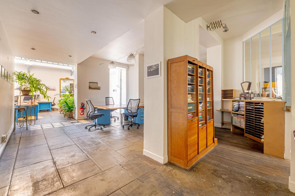 6 bedroom t6 et plus in 75009, Paris, France