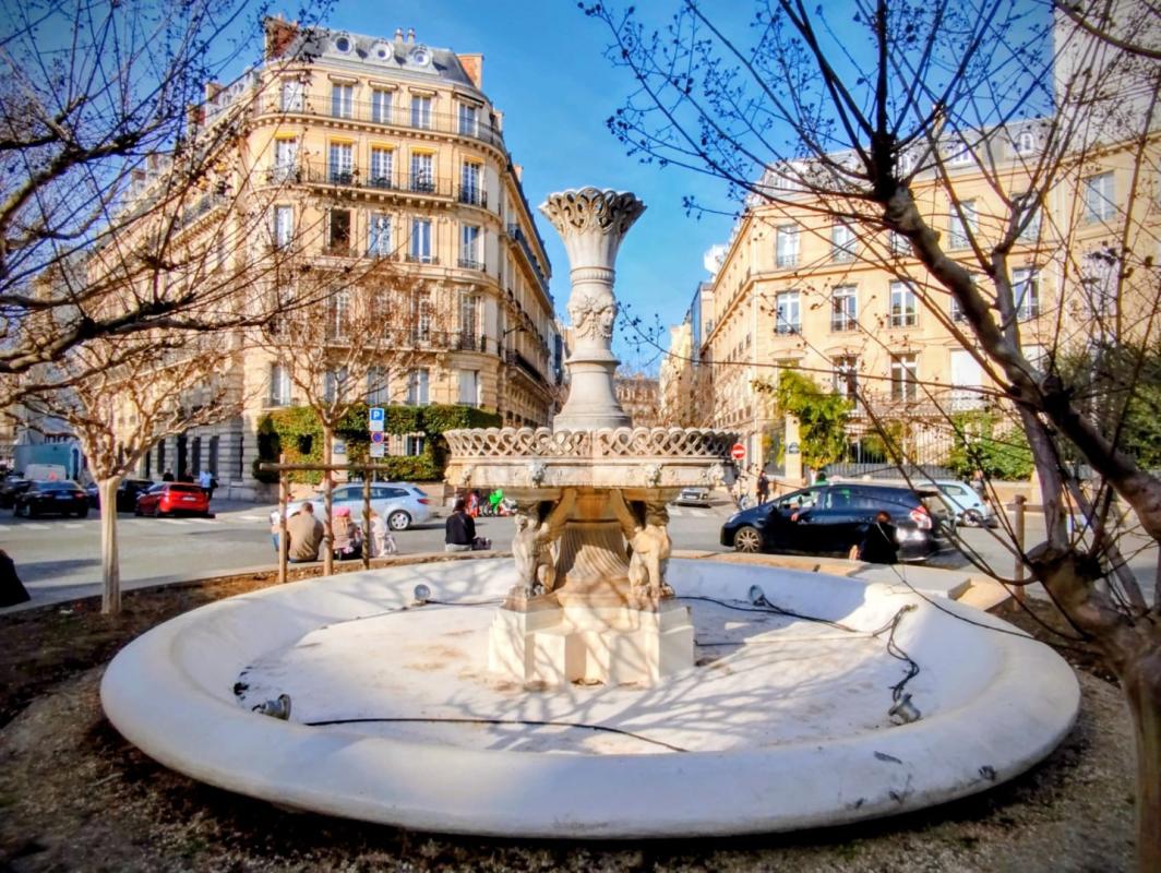 2 bedroom t3 in Paris, France