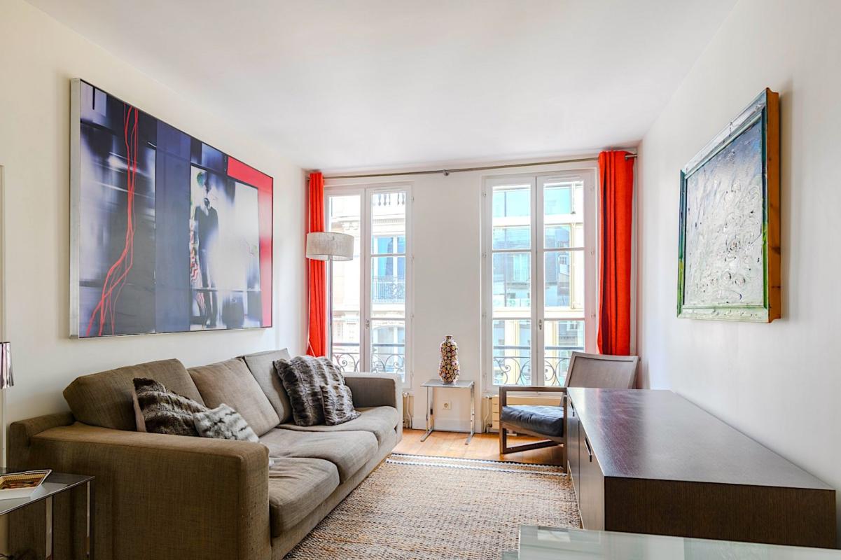2 bedroom t3 in Paris, France