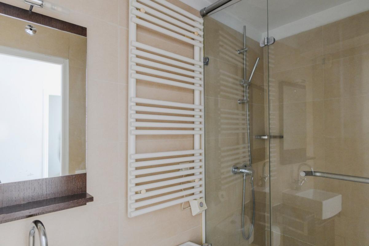 2 bedroom t3 in Paris, France