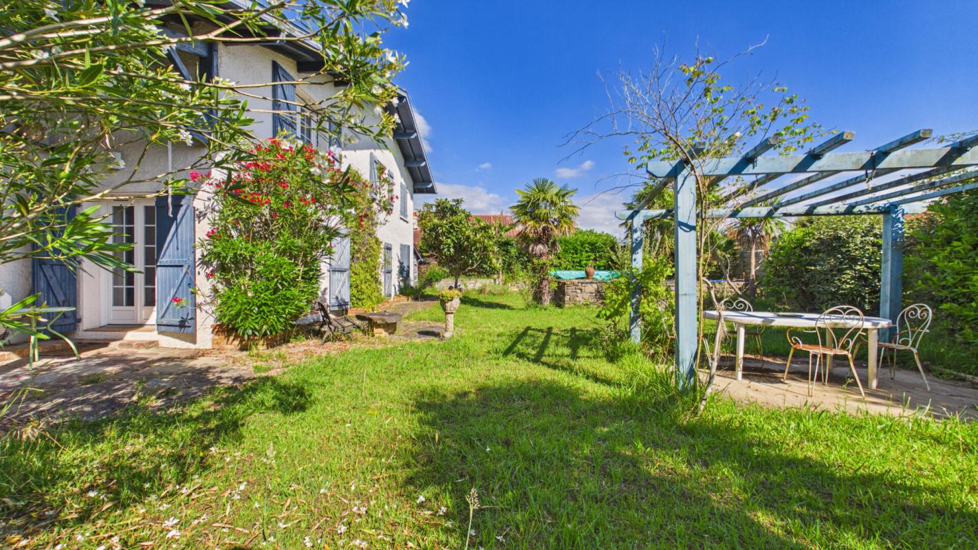 5 bedroom maison in Saint Pierre D Irube, Pyrénées-Atlantiques, France
