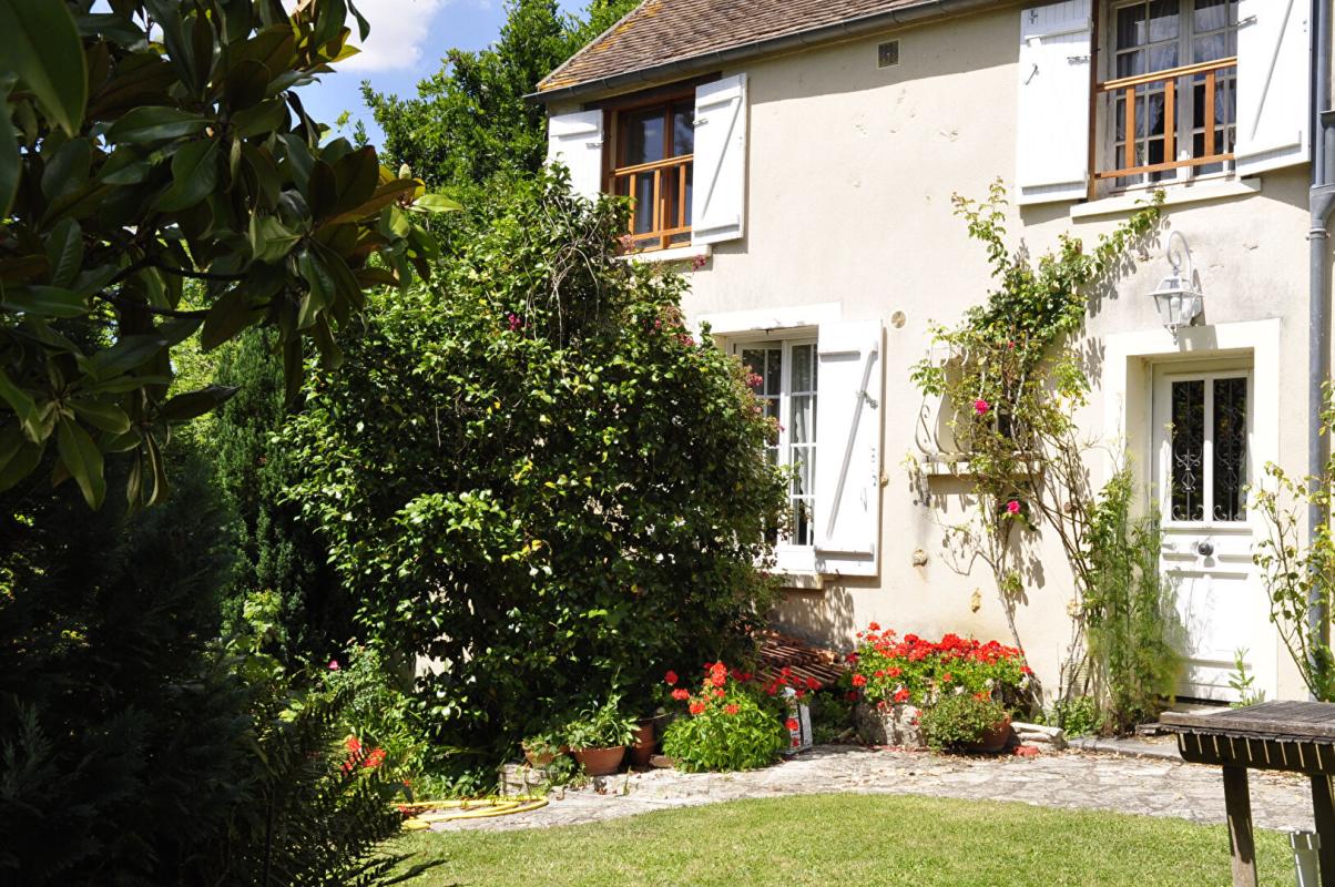 6 bedroom maison de village in Jouars Pontchartrain, Yvelines, France