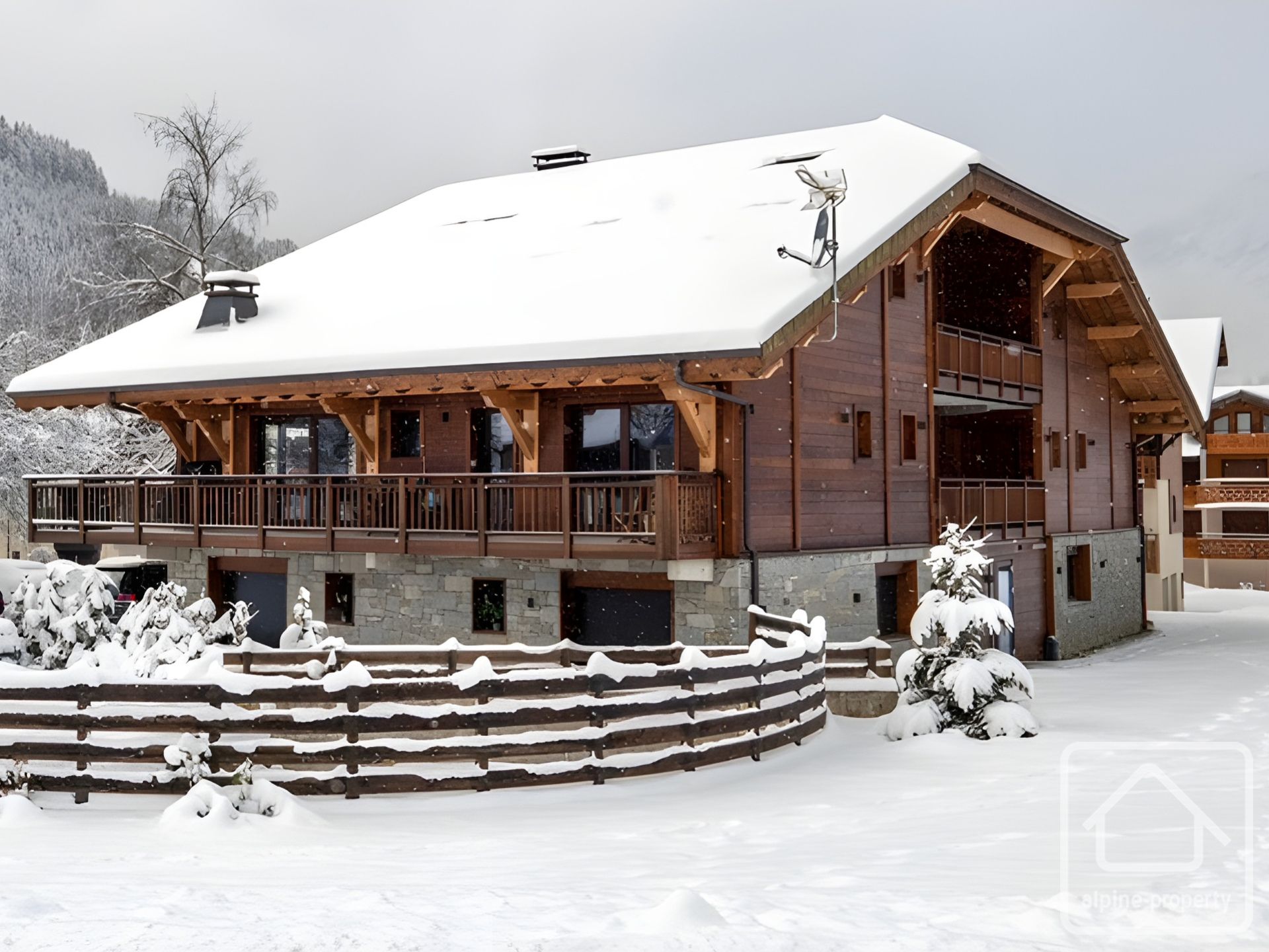 A Stunning Duplex 4 Bedroom Apartment Located Close To The Pistes And The Centre Of La Chapelle D’Abondance. – APPTDESETOILES