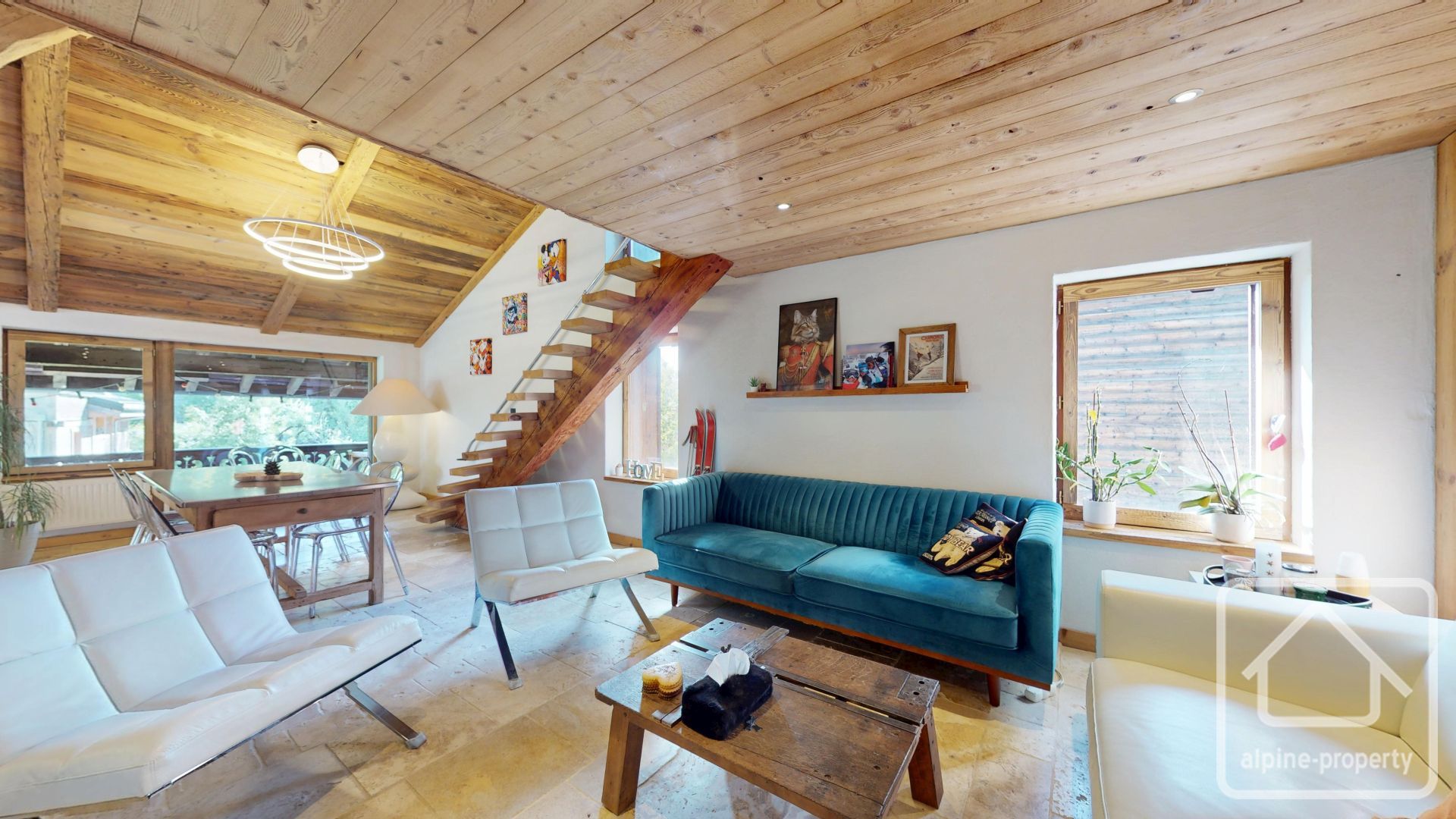 Renovated Apartment With 3 Bedrooms, 2 Bathrooms, Terrace, And Workshop. – SKIDOUX