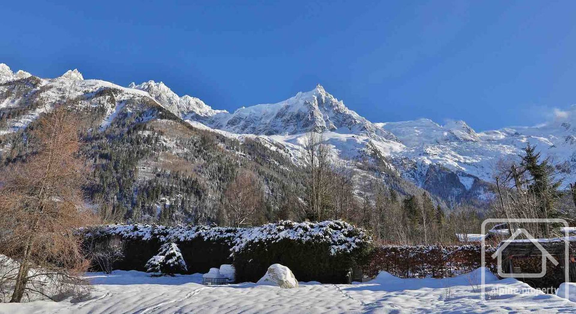 3 Bedroom Loft Apartment With Mont Blanc Views, Close To Chamonix Centre, Storage & Private Parking – CIELB