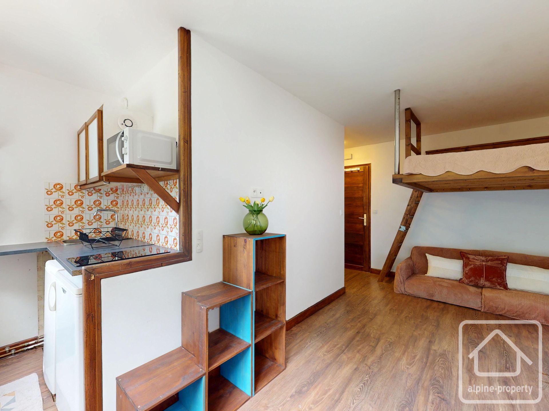 Studio Apartment With Storage Cellar,  Walking Distance To Ski Lift, Public Transport & Amenities, Residence With Lift & Outdoor Swimming Pool, Argentière Mountain Resort – LIEVRE