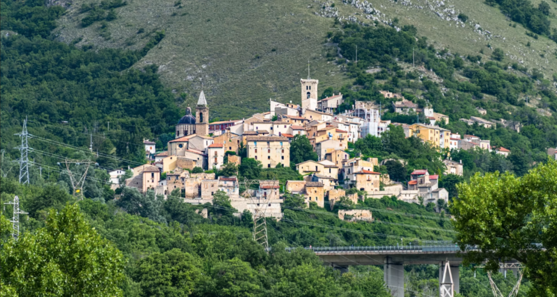 Townhouse in Cocullo Italy €70,000 – Pay over 10 years