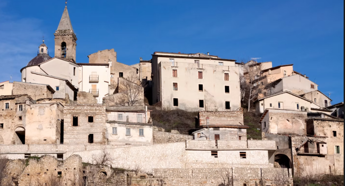 Townhouse in Cocullo Italy €70,000 – Pay over 10 years