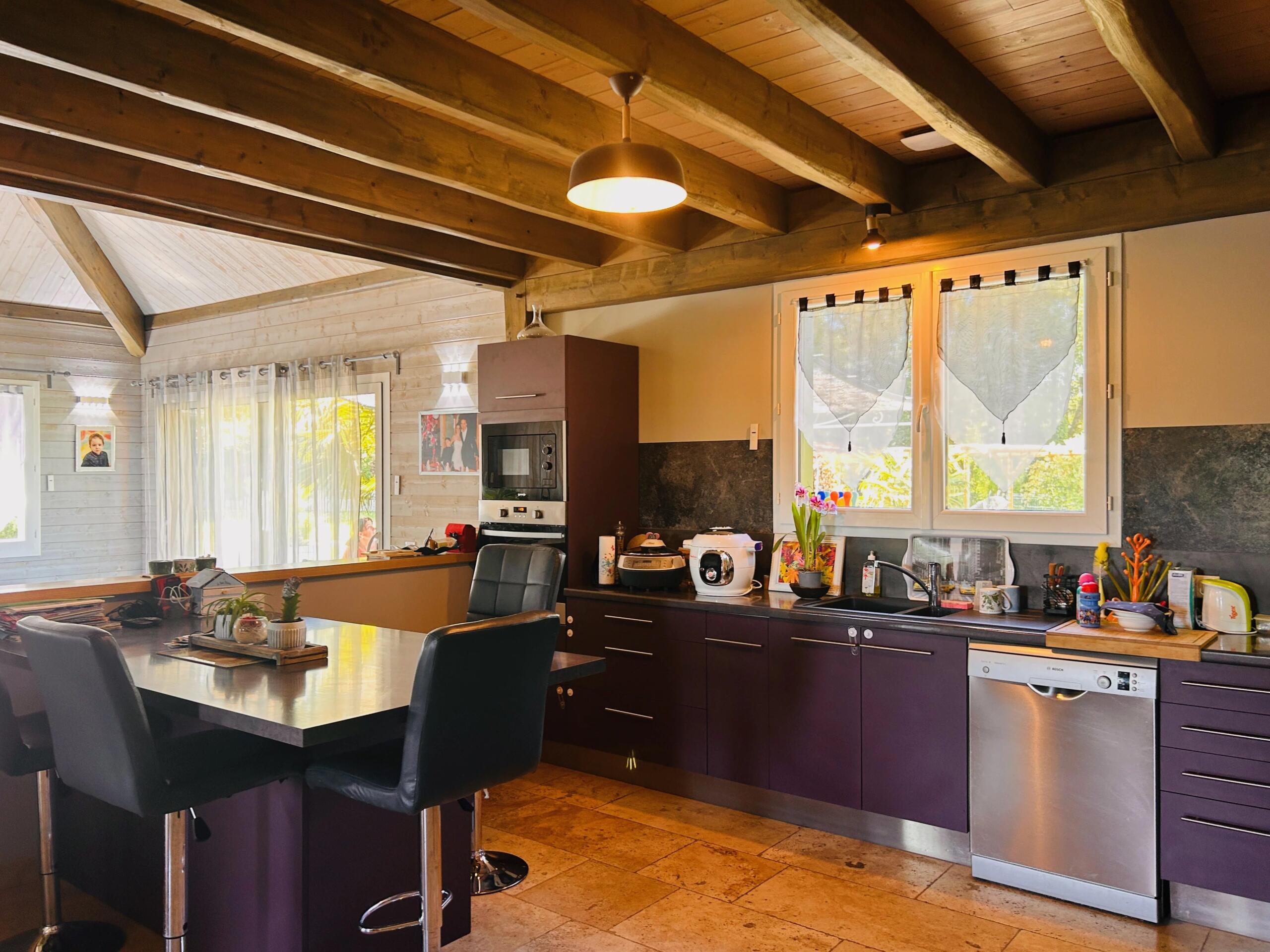 3 bedroom with pool and guest suite between Cahors and Gourdon, Midi-Pyrénées – France – BVI85747