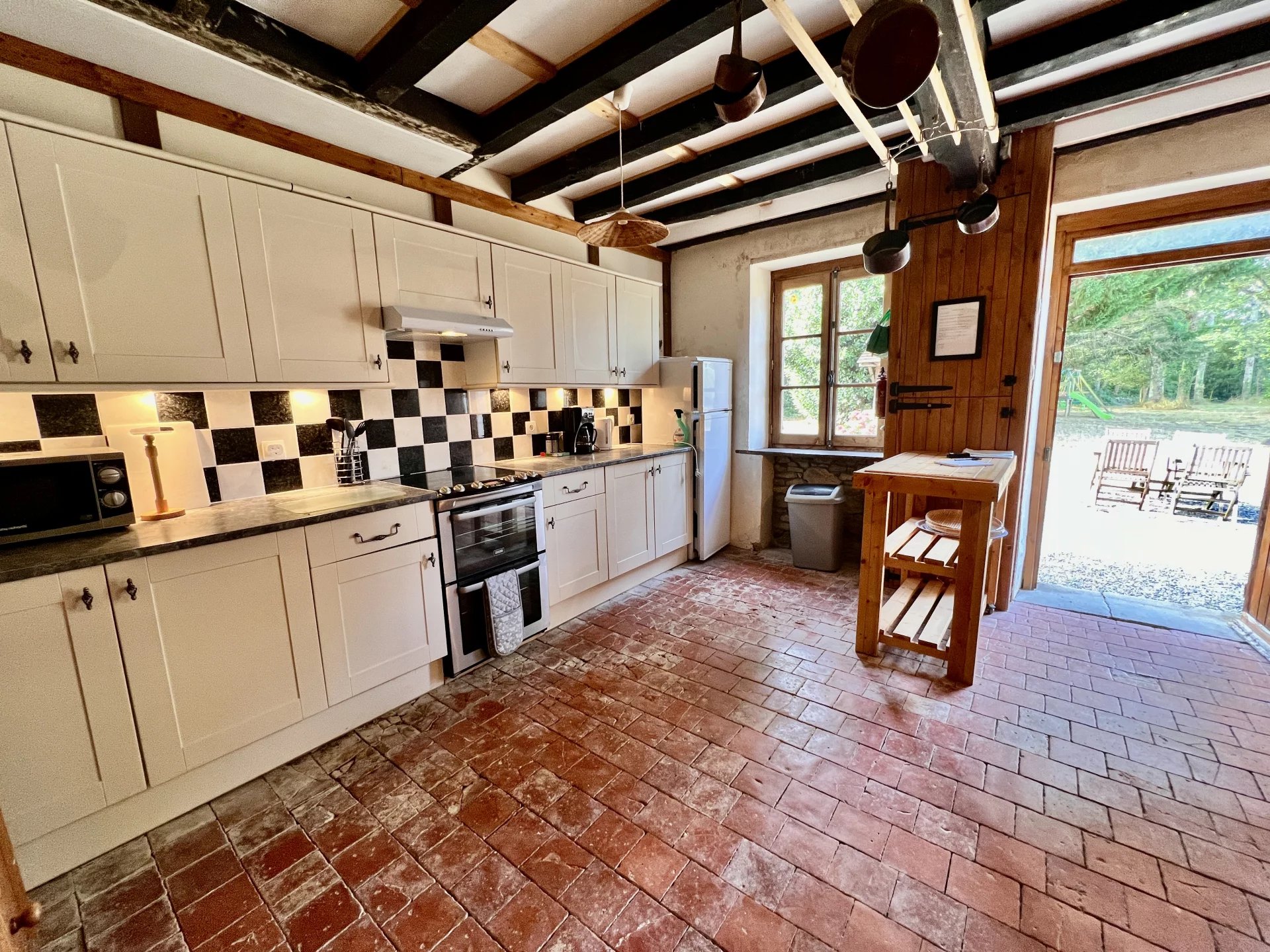 Charming Renovated Property with Three Homes, Set in the Idyllic Indre Countryside, Centre – France – BVI76713