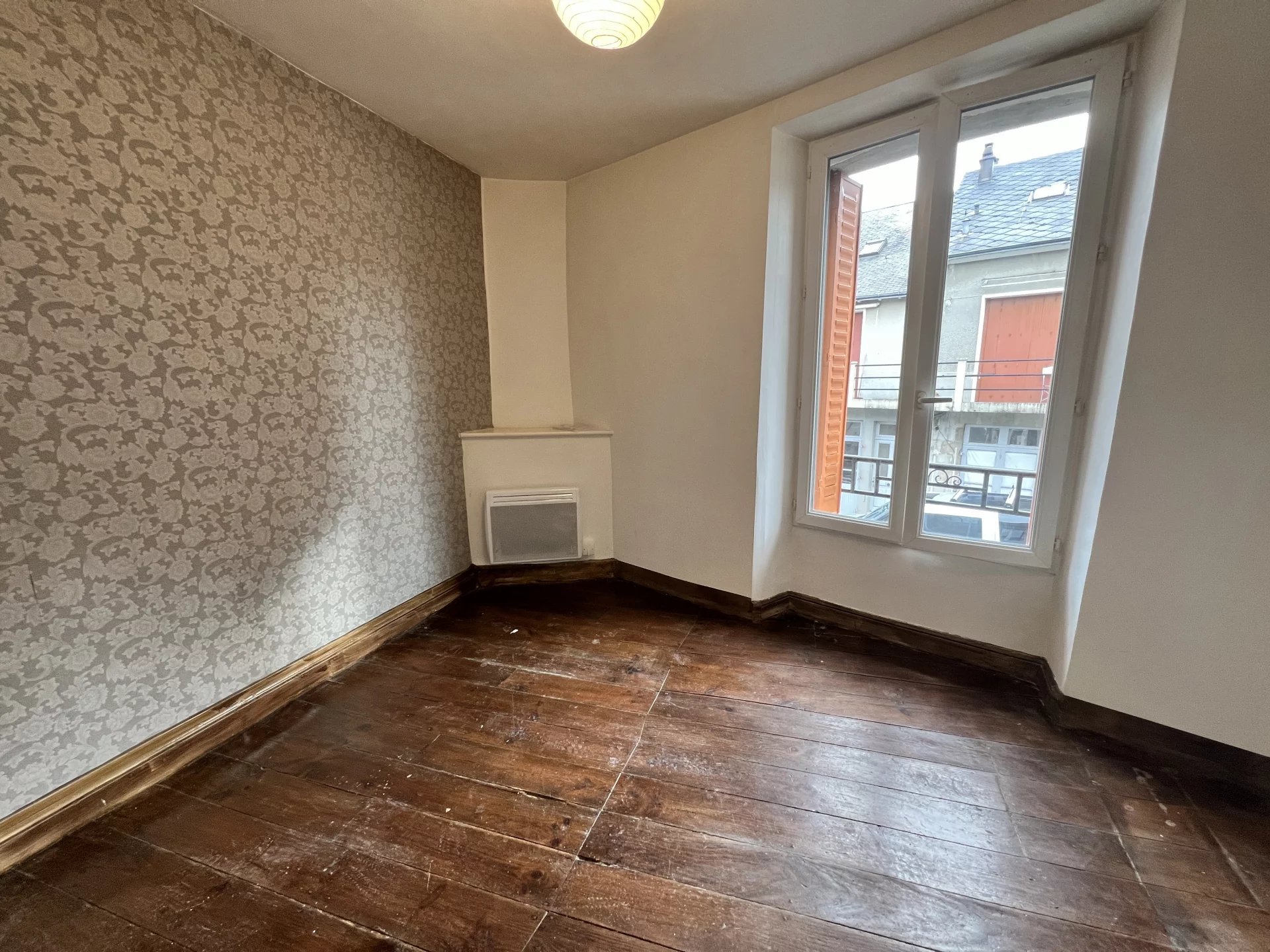 Three bedrooms in a lively village house, Limousin – France – BVI75986