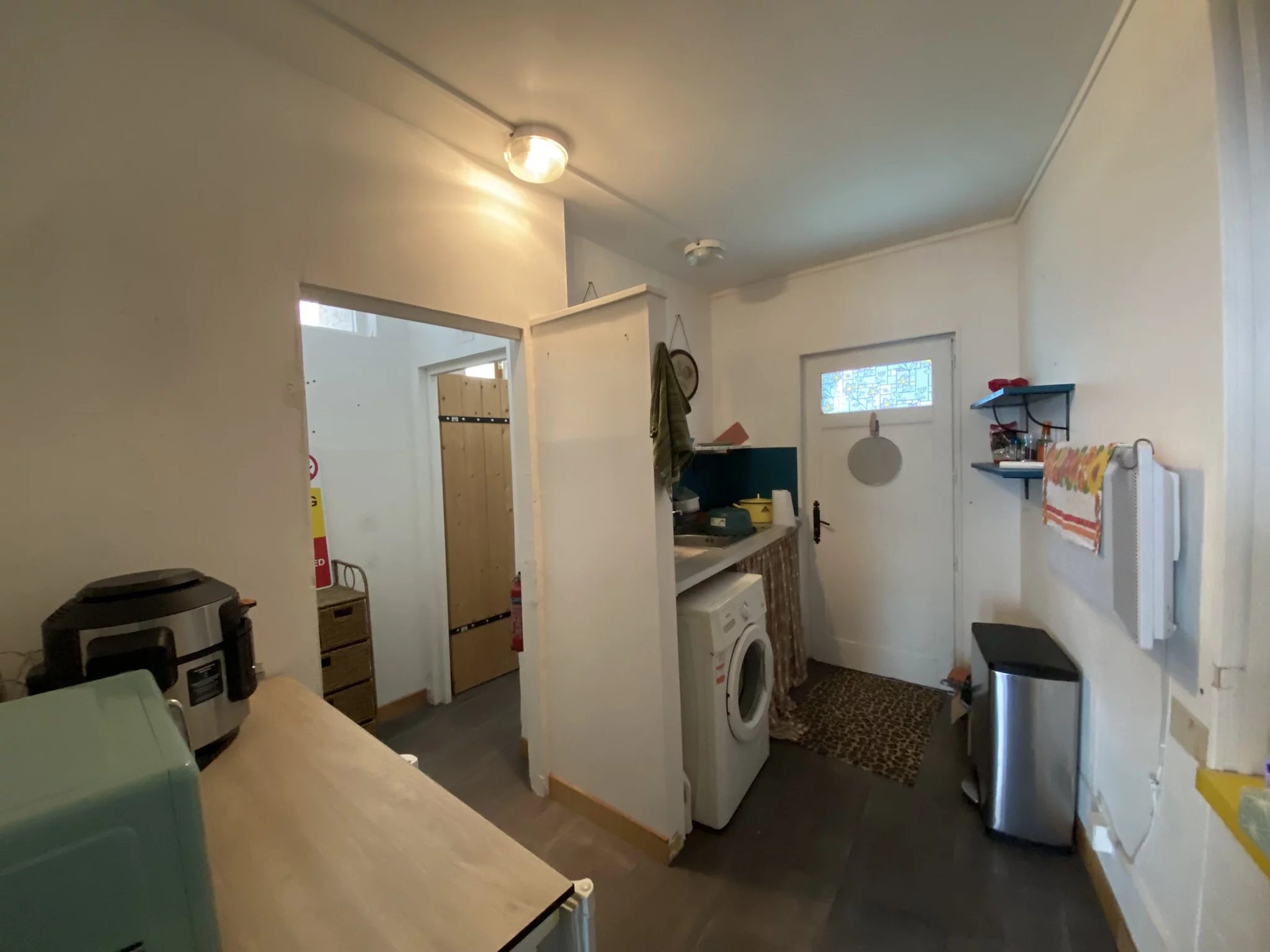 Townhouse in Bussière-Poitevine with potential for a shop!, Limousin – France – BVI86103