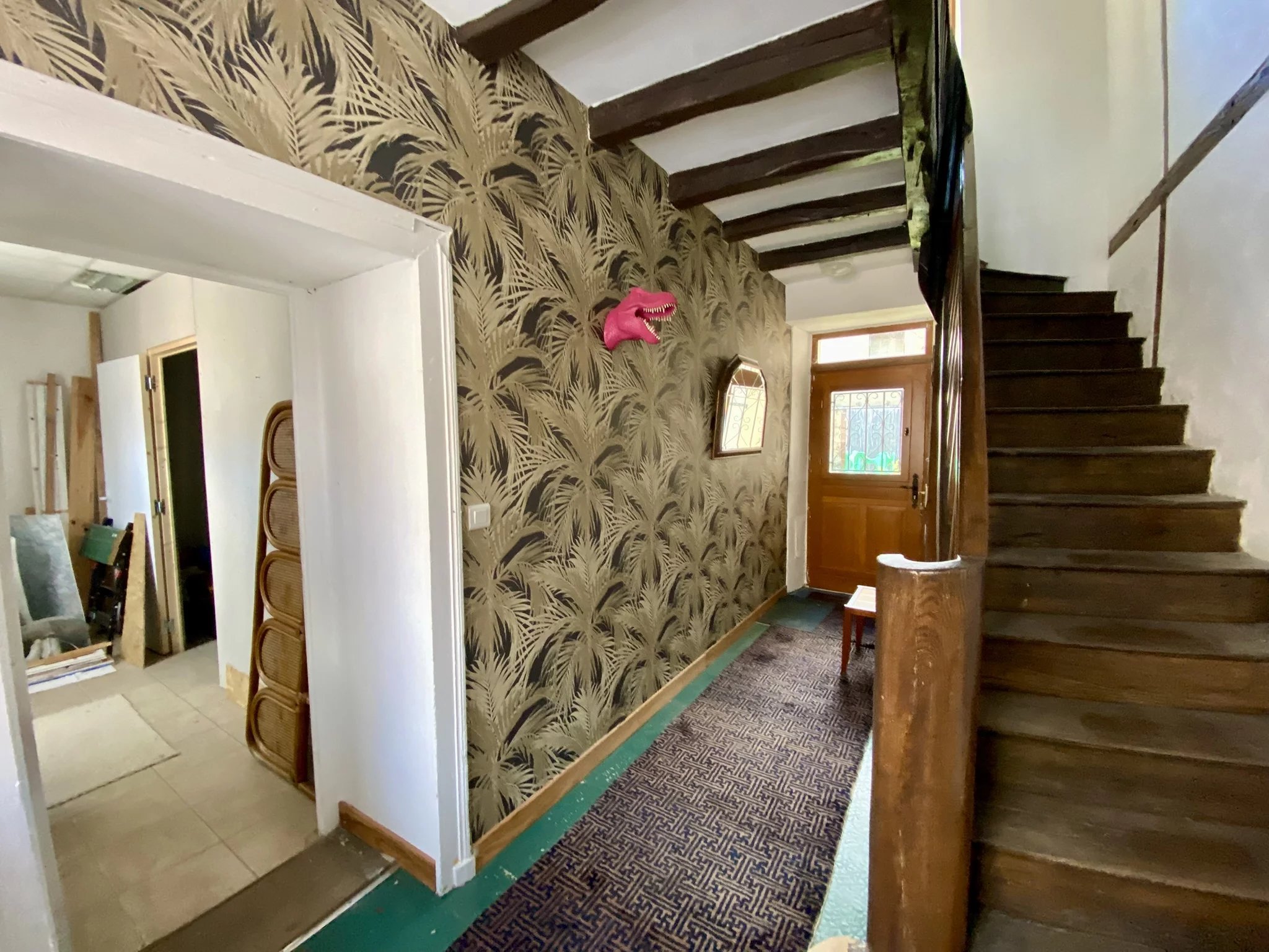 Townhouse in Bussière-Poitevine with potential for a shop!, Limousin – France – BVI86103