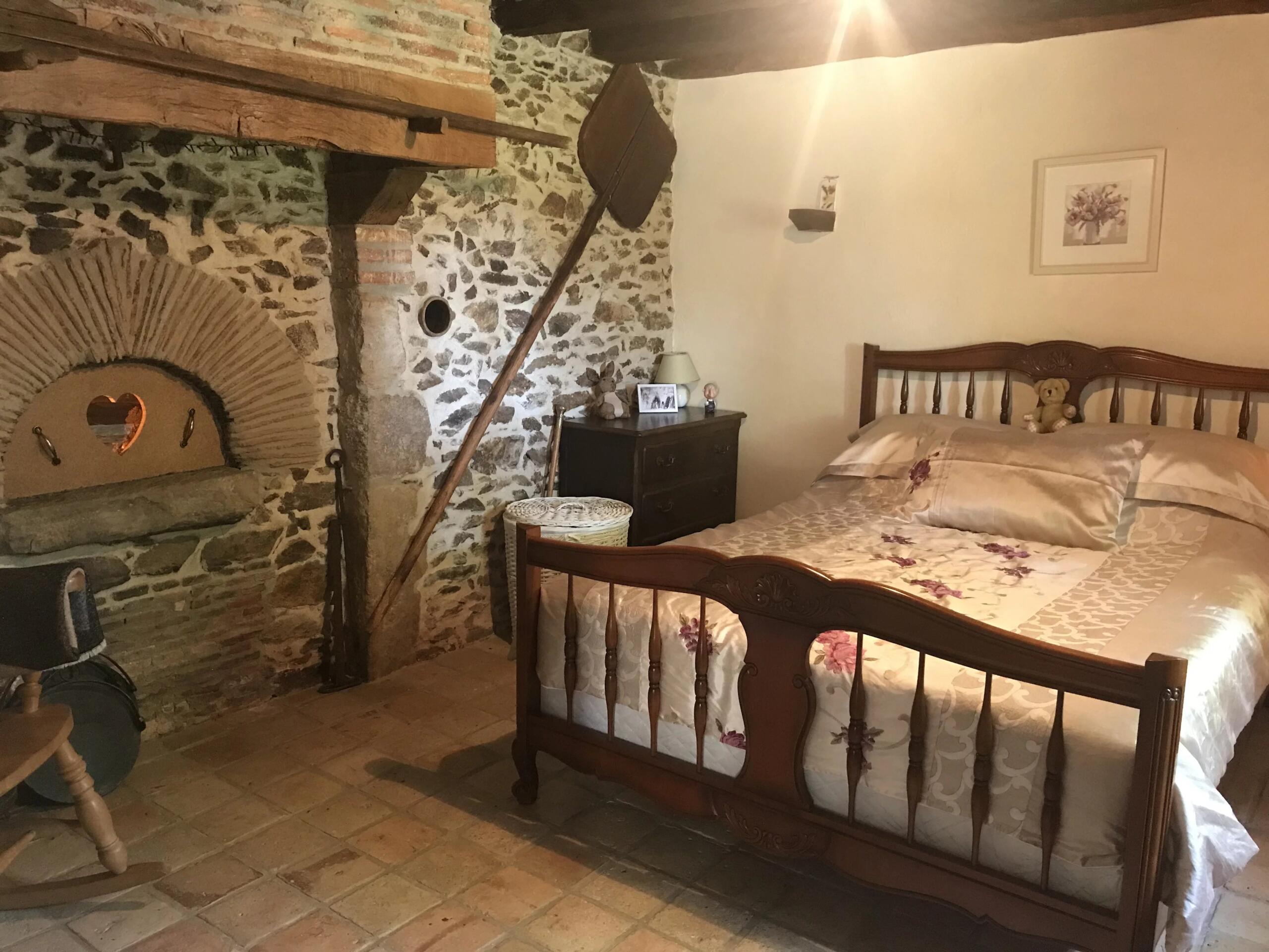 A truly beautiful country property with land, Limousin – France – BVI85914