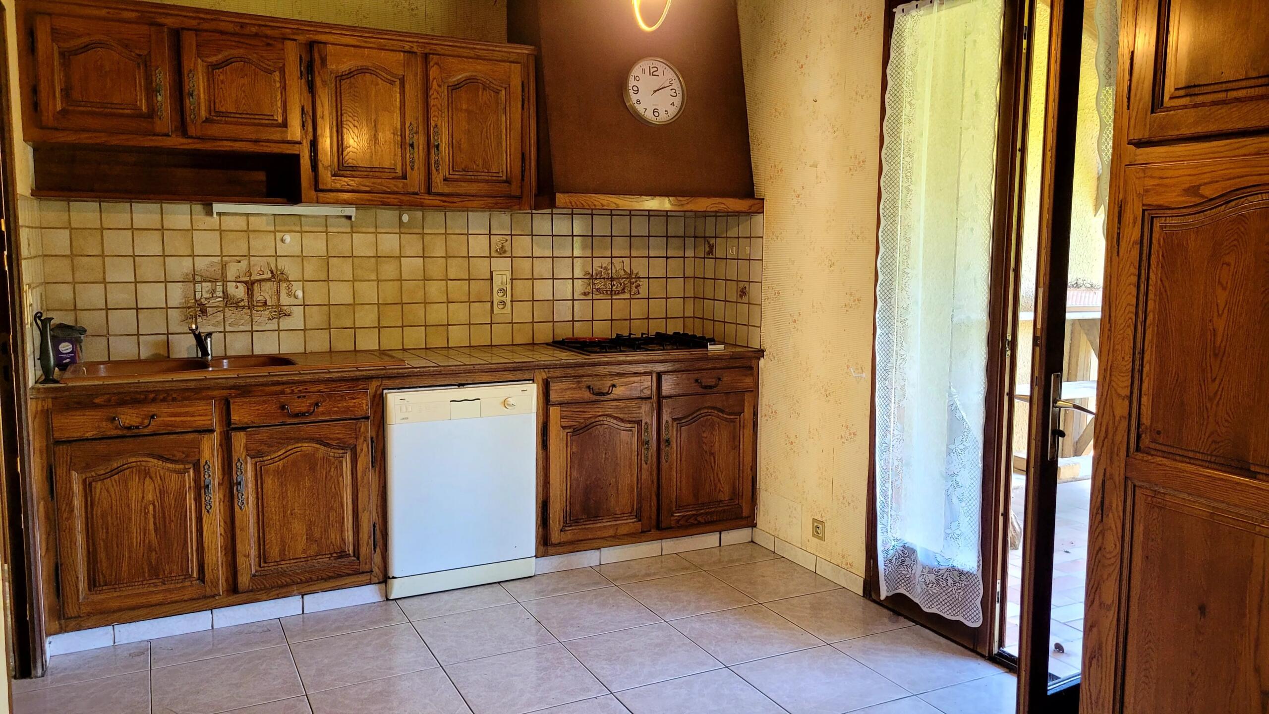 3 bedroomed house, Midi-Pyrénées – France – BVI85424
