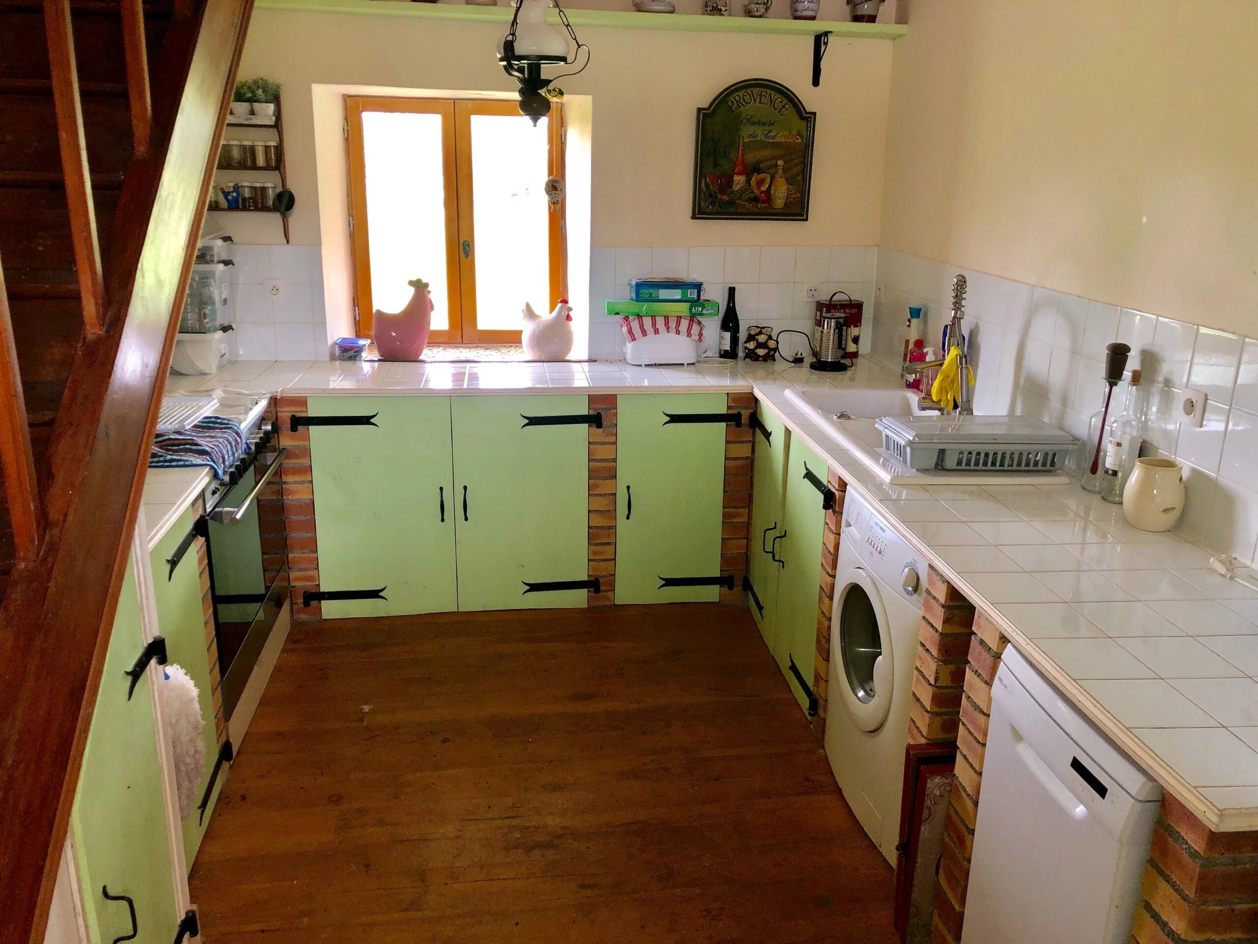 Two bedroom detached cottage in a hamlet, great lock and leave property, Poitou-Charentes – France – BVI85721