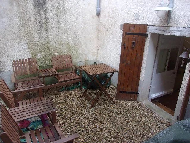 Fantastic town location, renovated with style, just turn the key and relax!!, Poitou-Charentes – France – BVI83420