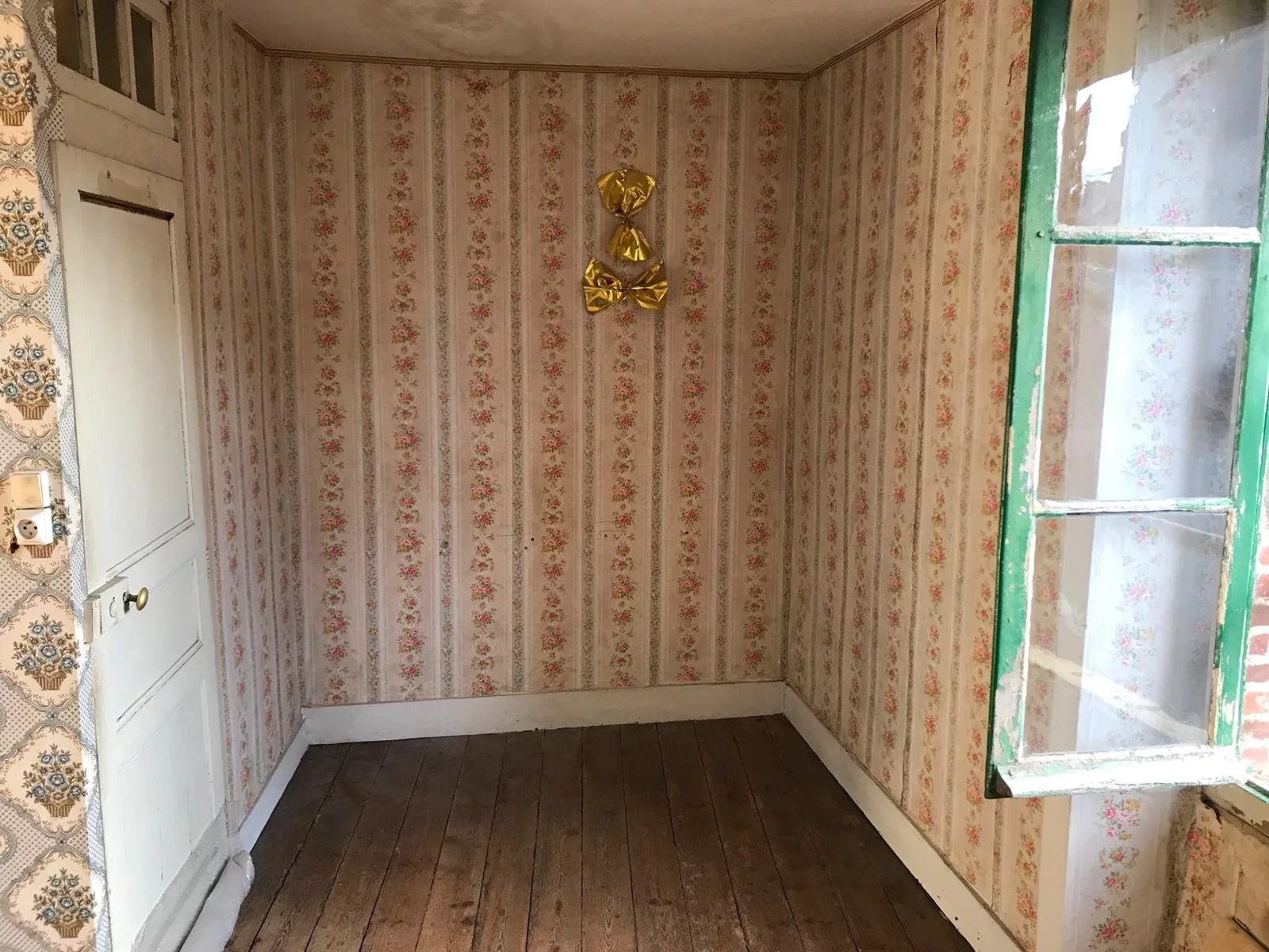 Small Townhouse with Renovation Potential – Heart of Historic Bellac, Limousin – France – BVI82202