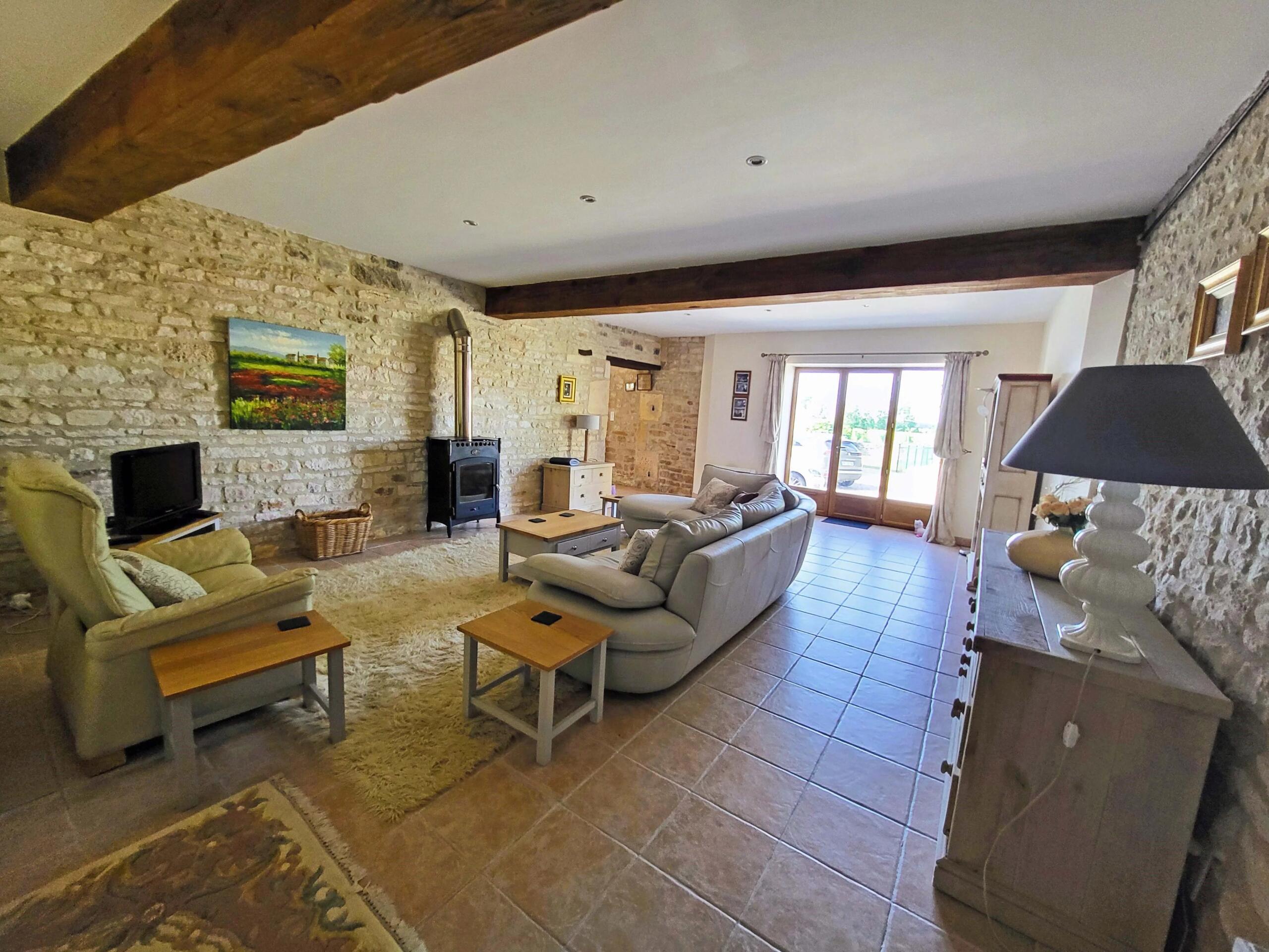 Handsome 4 bed family home with large gite and stunning pool, close to Cognac, Poitou-Charentes – France – BVI85498