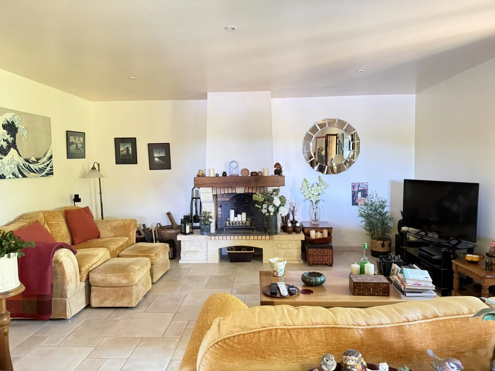 Contemporary Country Home with Pool and Nearly One Hectare of Land, Poitou-Charentes – France – BVI85803