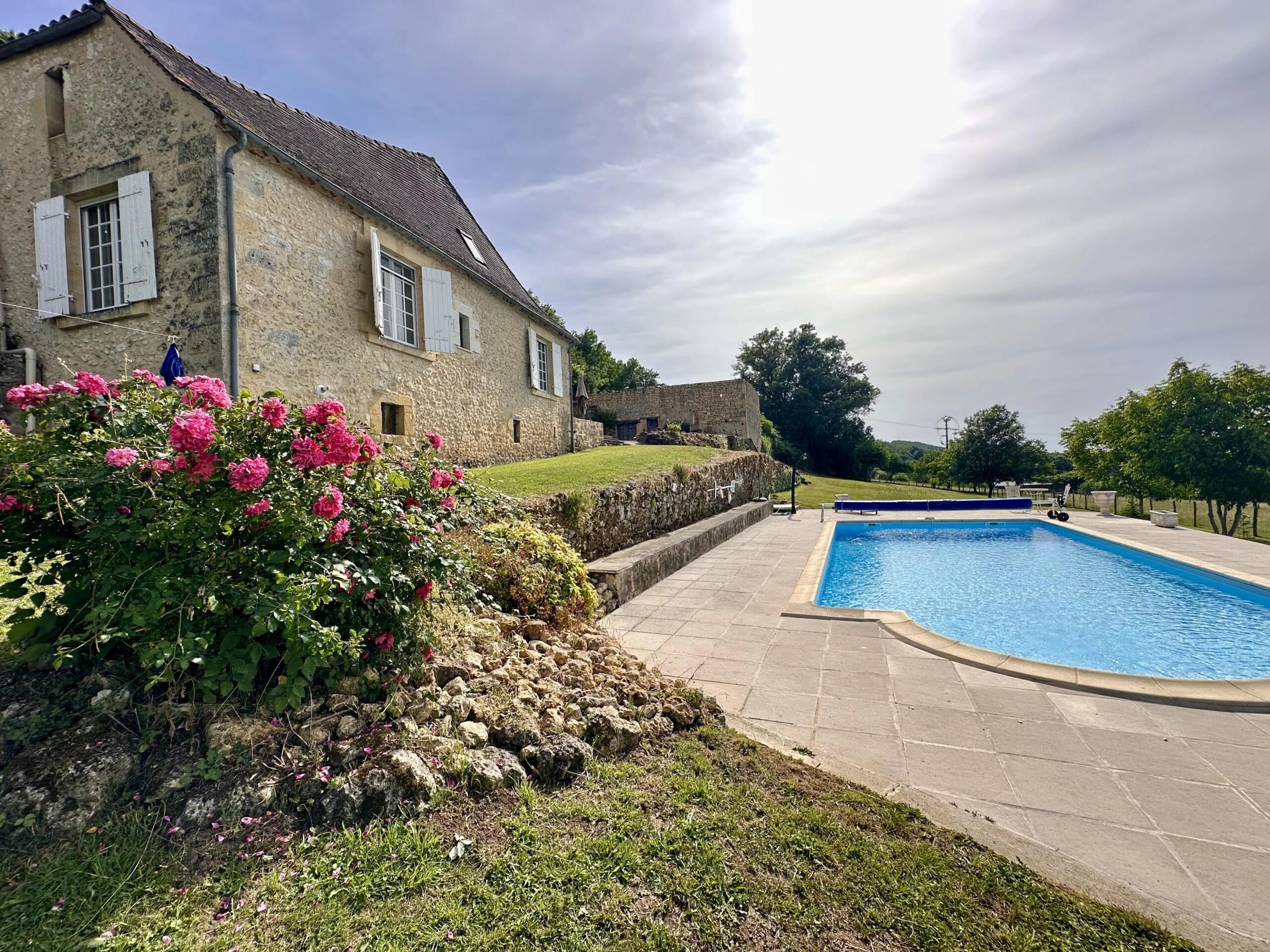 Charming Stone Property with Barns, Walking Distance to Amenities, Aquitaine – France – BVI85716